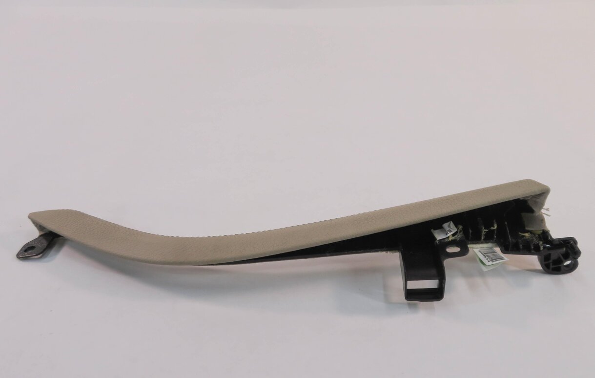 Thumbnail 3: 2011 BMW 535i (F10) FRONT CENTER CONSOLE EDGE TRIM (OYSTER LEATHER NACX)