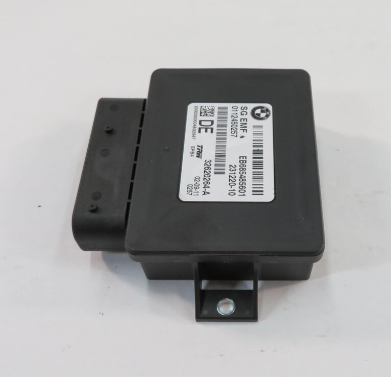 Thumbnail 2: 11-19 BMW 528i 535i 550i 640i 650i M5 M6 X3 X4 - PARKING BRAKE CONTROL MODULE
