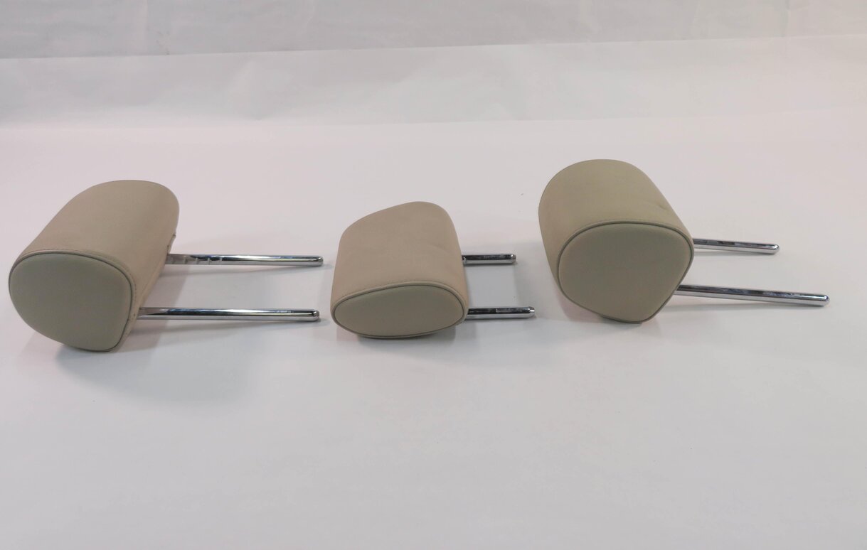 Thumbnail 4: 2012 BMW 535i (F10) REAR - LEFT / CENTER / RIGHT - HEADREST SET (OYSTER LEATHER)