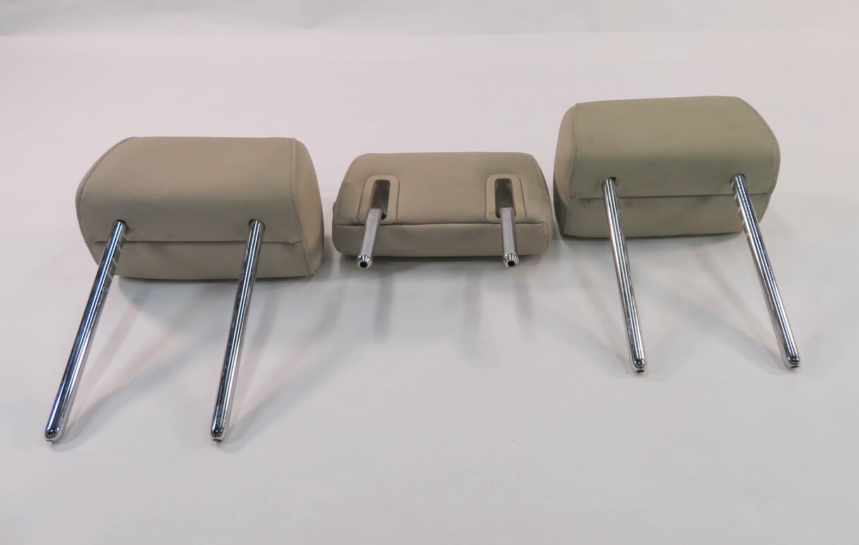 Thumbnail 5: 2012 BMW 535i (F10) REAR - LEFT / CENTER / RIGHT - HEADREST SET (OYSTER LEATHER)