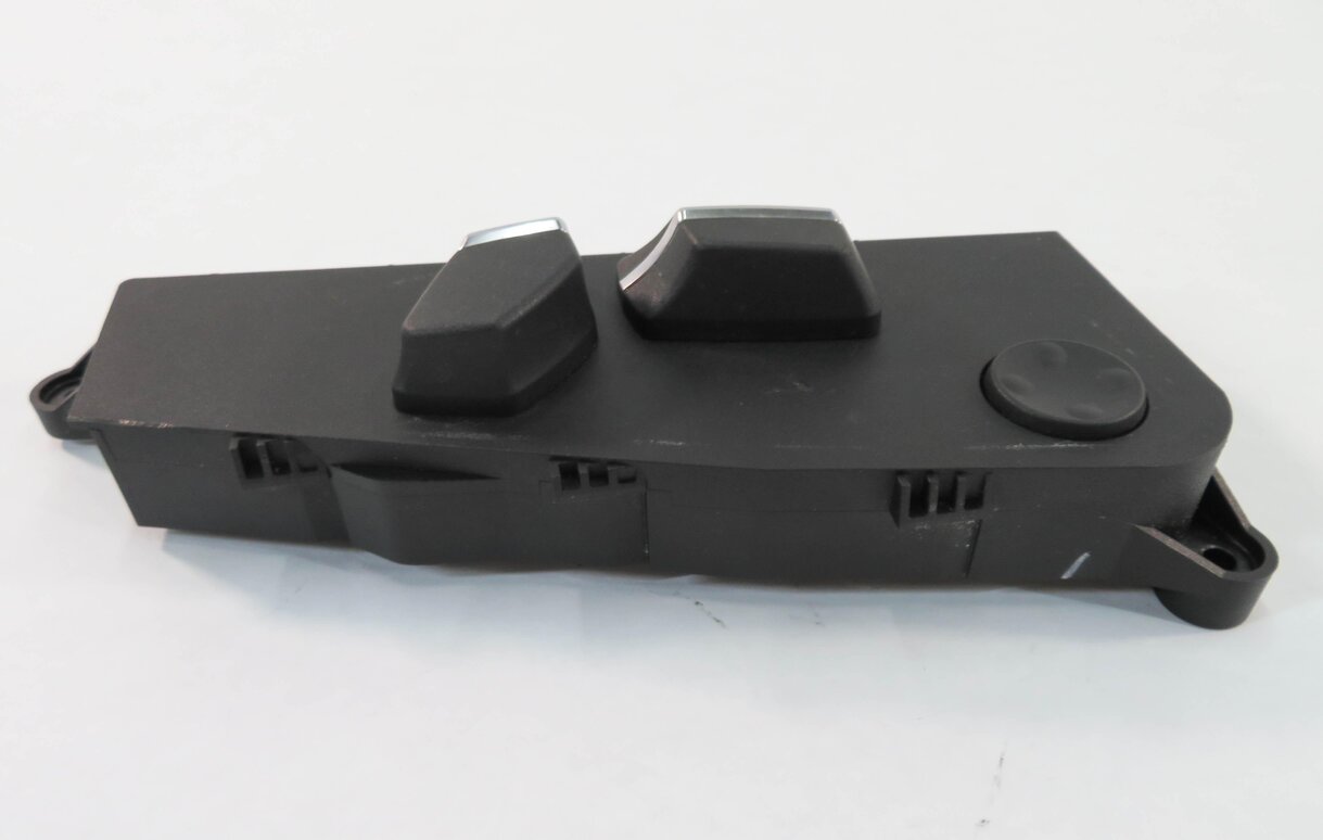 Thumbnail 3: 2011 BMW 535i (F10) LEFT FRONT DRIVER POWER SEAT ADJUSTMENT SWITCH BUTTON
