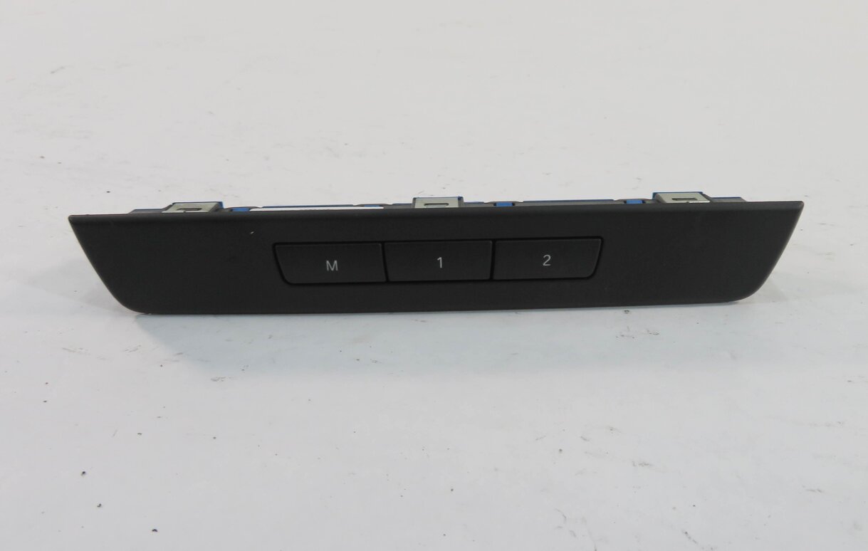 2011 BMW 535i (F10) LEFT FRONT DRIVER POWER SEAT MEMORY SETTING SWITCH BUTTON