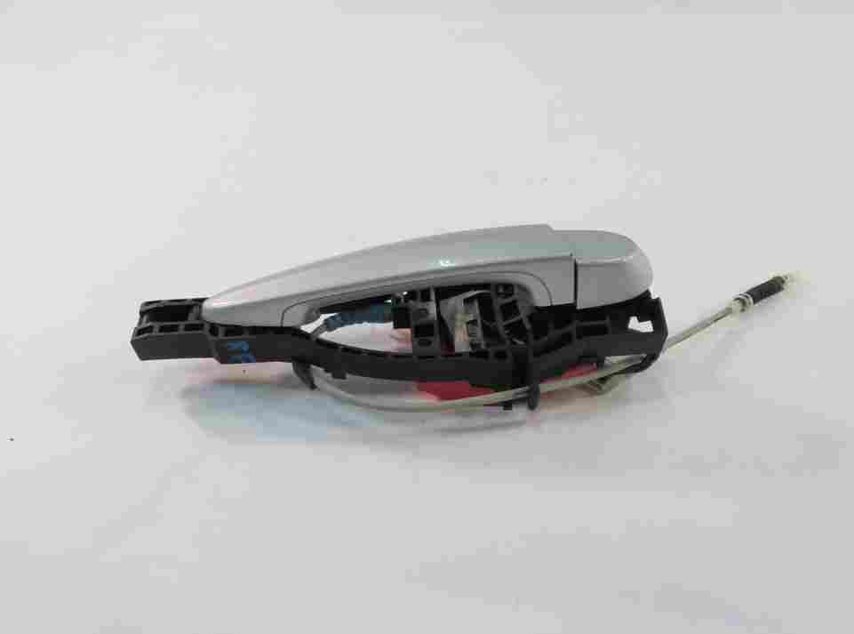Thumbnail 5: 12-19 BMW 228i 328i 330i 335i (F30 F31 F32 F33) RIGHT FRONT DOOR HANDLE (SILVER)