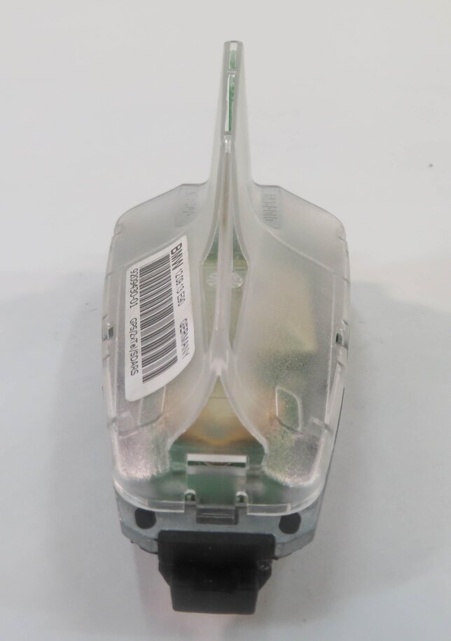 Thumbnail 3: 2014 BMW 328i (F30) RADIO STEREO SHARK FIN ANTENNA MODULE
