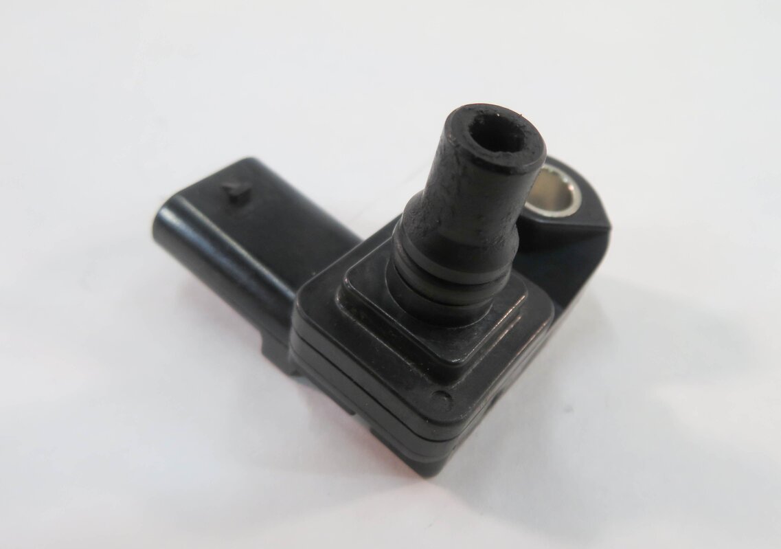 Thumbnail 5: 2014 BMW 328i (F30) 2.0L N47T TURBO DIESEL ENGINE - MAP SENSOR