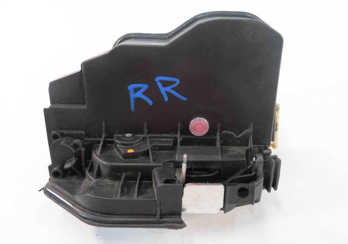 2010-2018 BMW E90 F30 F32 E60 F10 F01 F25 F26 E70 E71 RIGHT SIDE REAR DOOR LATCH