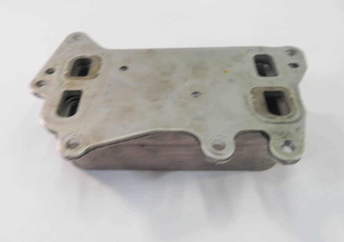 Thumbnail 4: 2014-2018 BMW 328i X3 (F25 F30) 2.0L N47T DIESEL ENGINE OIL COOLER