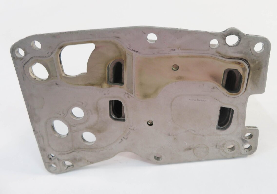 Thumbnail 2: 2014-2018 BMW 328i X3 (F25 F30) 2.0L N47T DIESEL ENGINE COOLER HEAT EXCHANGER