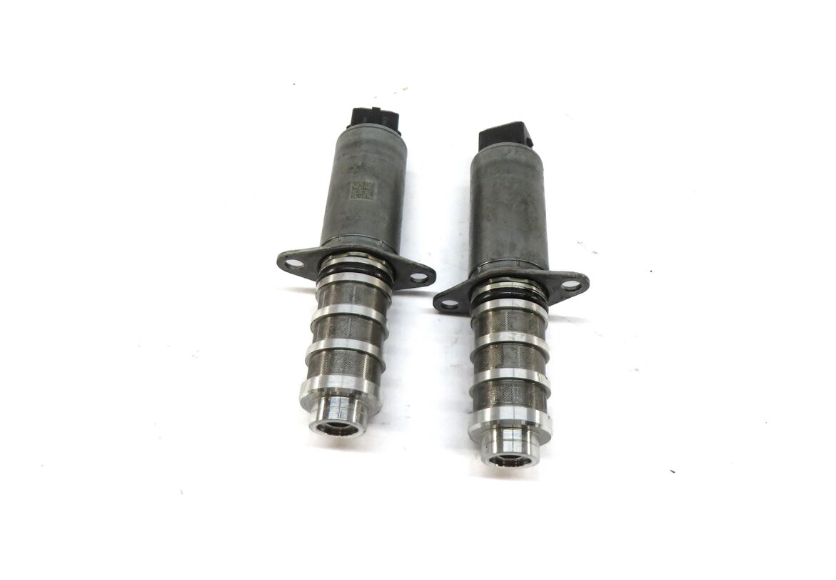 Thumbnail 3: 2012 PORSCHE PANAMERA (970) 3.6L M46 ENGINE VVT SOLENOID SET 2 94810530407