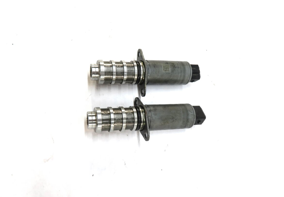 Thumbnail 4: 2012 PORSCHE PANAMERA (970) 3.6L M46 ENGINE VVT SOLENOID SET 2 94810530407