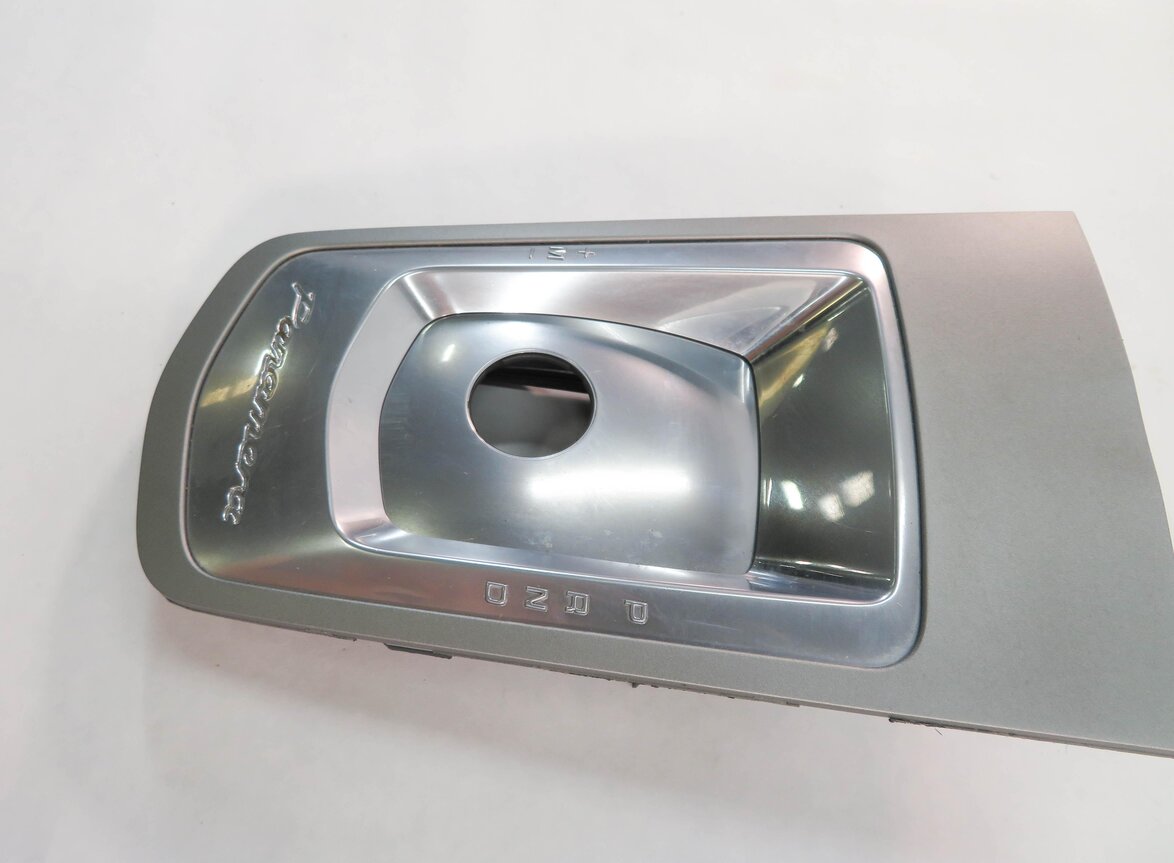 Thumbnail 3: 2012 PORSCHE PANAMERA (970 G1) TRANSMISSION GEAR SHIFTER TRIM