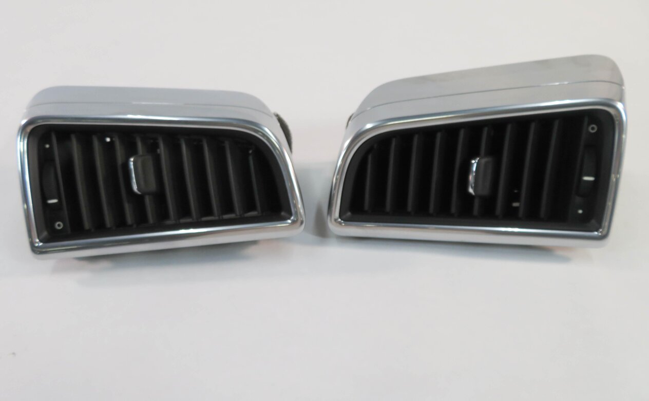 2012 PORSCHE PANAMERA (970 G1) REAR OUTER HEATER A/C AIR VENT SET-2