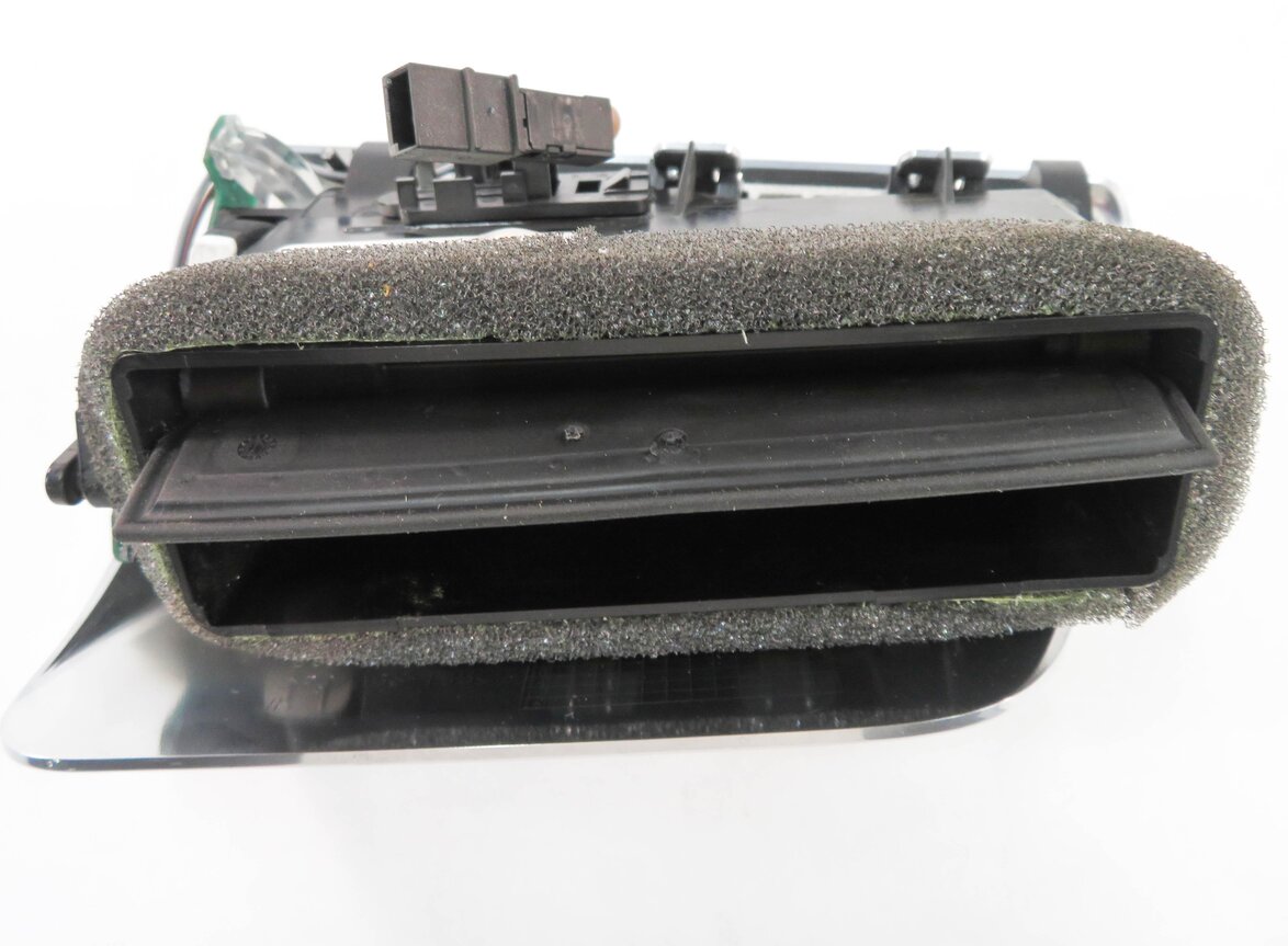 Thumbnail 4: 2012 PORSCHE PANAMERA (970 G1) REAR OUTER HEATER A/C AIR VENT SET-2