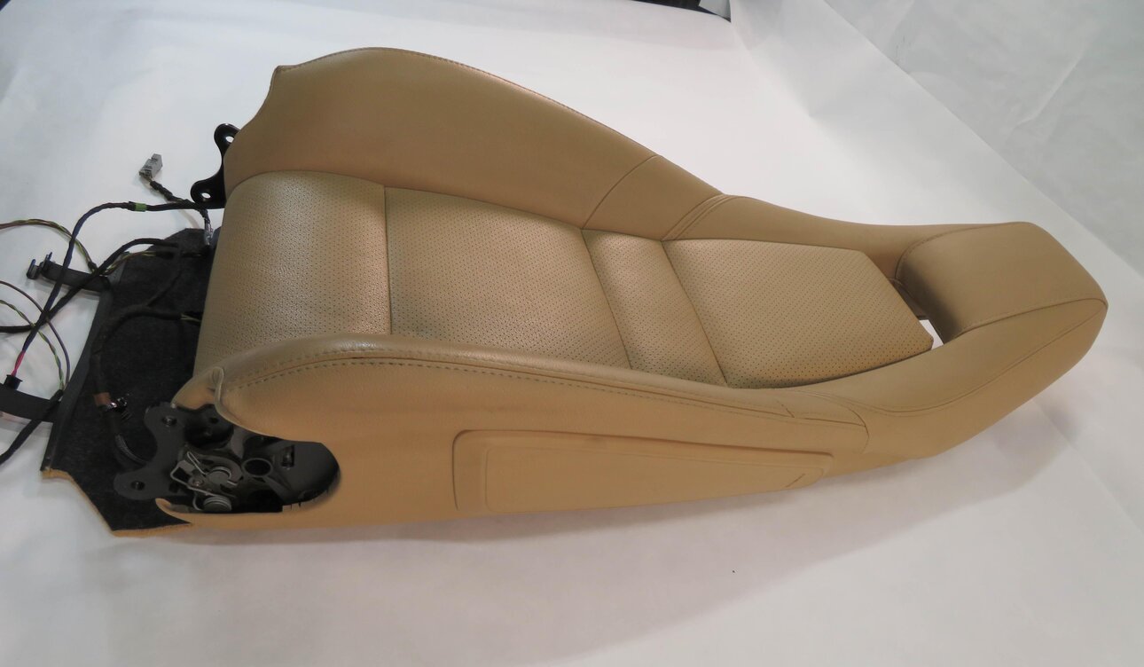 Thumbnail 3: 2012 PORSCHE PANAMERA (970 G1) DRIVER UPPER TOP HEATED SEAT CUSHION (BEIGE)