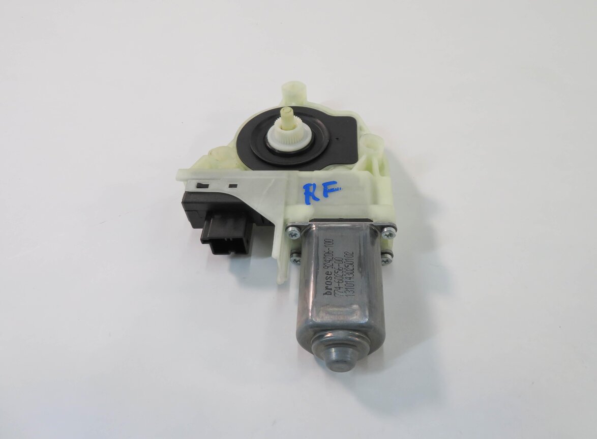 Thumbnail 2: 2010-2016 PORSCHE PANAMERA (970 G1) RIGHT SIDE WINDOW MOTOR (FITS FRONT & REAR)