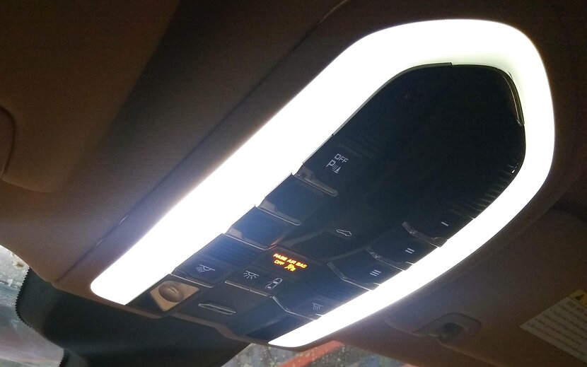 Thumbnail 2: 2012 PORSCHE PANAMERA (970 G1) FRONT DOME LIGHT MAP READING LIGHT LAMP (BEIGE)