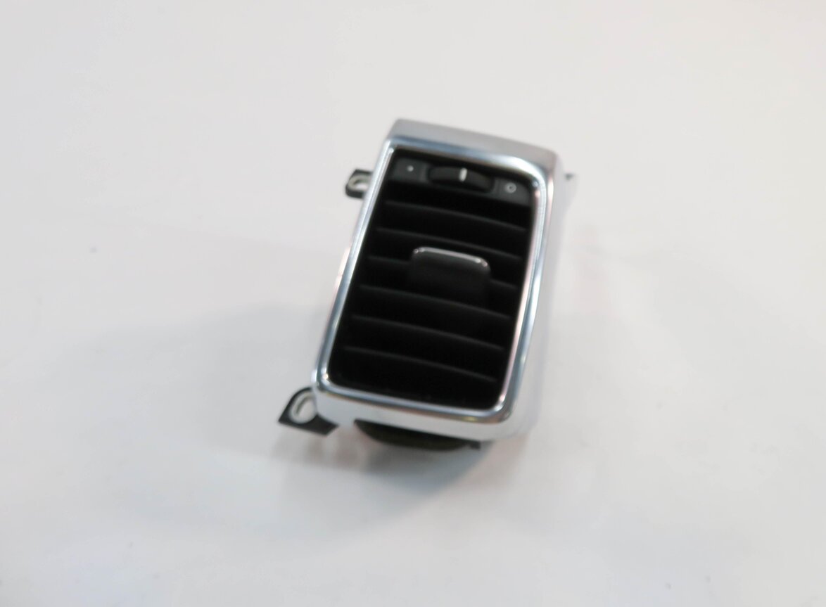 Thumbnail 6: 2012 PORSCHE PANAMERA (970 G1) LEFT REAR HEATER A/C AIR VENT