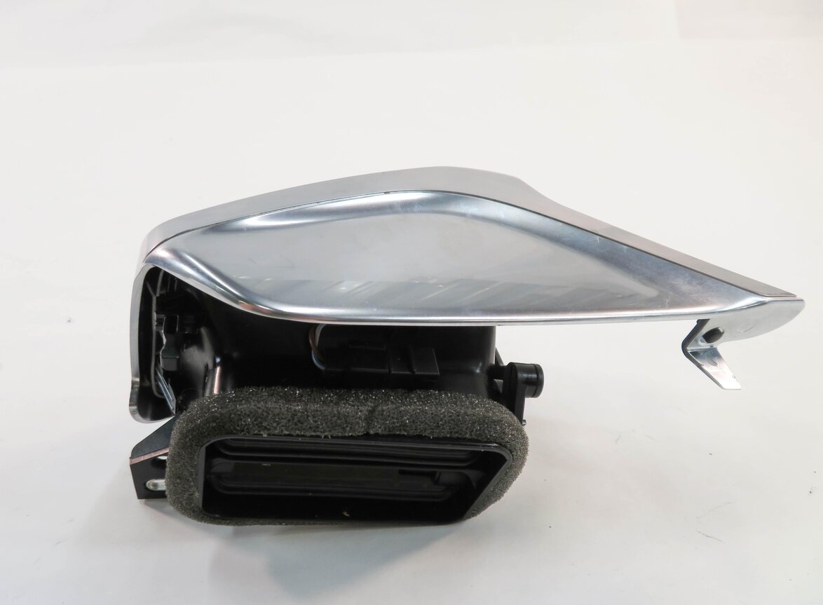 Thumbnail 7: 2012 PORSCHE PANAMERA (970 G1) LEFT REAR HEATER A/C AIR VENT
