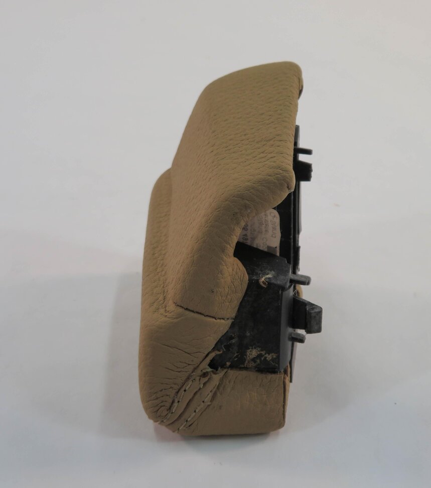 Thumbnail 3: 2012 PORSCHE PANAMERA (970 G1) LEFT REAR DOOR ARMREST TRIM EXTENSION (BEIGE)