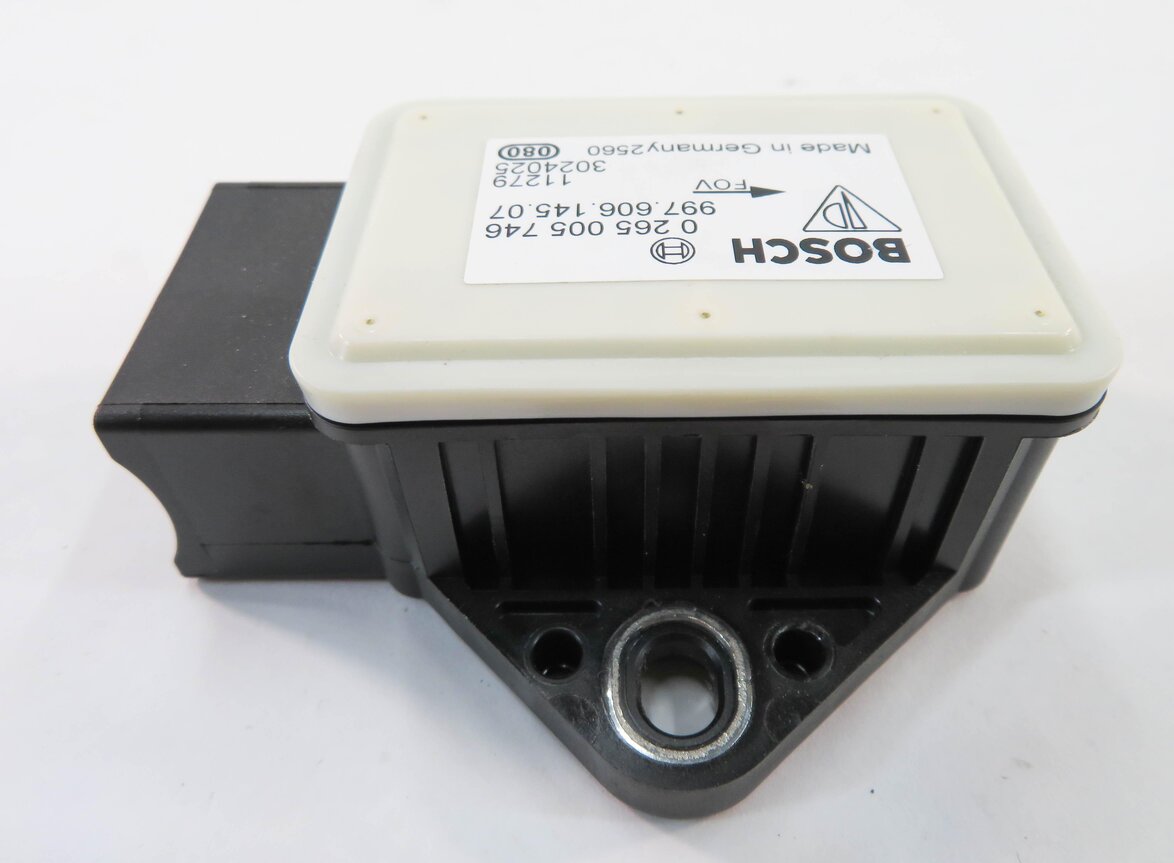 Thumbnail 3: 2012 PORSCHE PANAMERA (970 G1) YAW SPEED TURN RATE STABILITY SENSOR