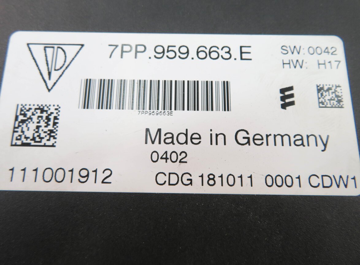 Thumbnail 8: 2012 PORSCHE PANAMERA (970 G1) VOLTAGE CONVERTER MODULE