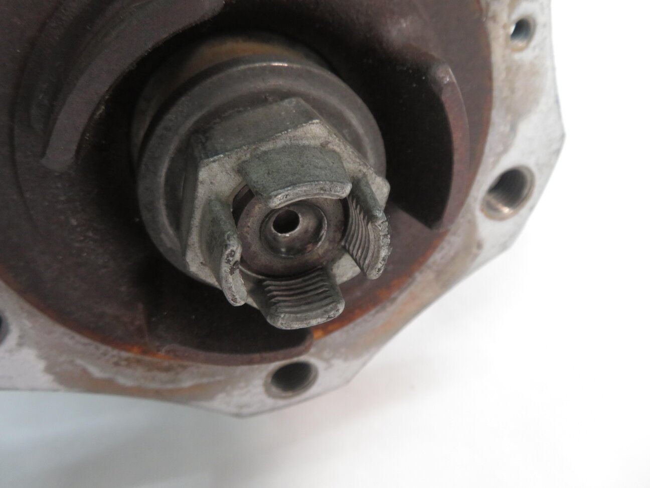 Thumbnail 7: 2010-2016 PORSCHE PANAMERA (970 G1) LEFT DRIVER REAR CV AXLE SHAFT w/ KNUCKLE