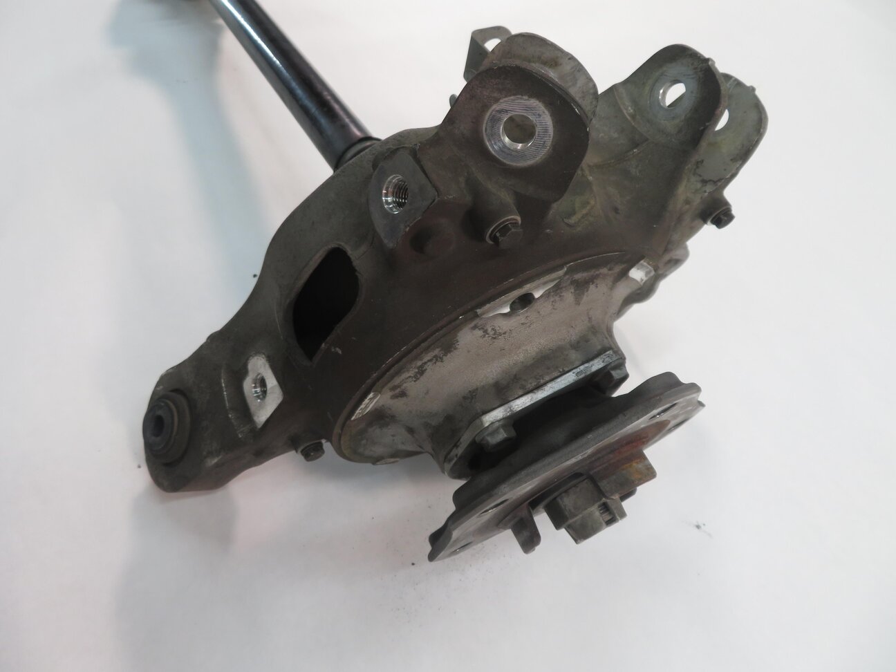 Thumbnail 2: 2010-2016 PORSCHE PANAMERA (970 G1) RIGHT PASSENGER REAR AXLE SHAFT w/ KNUCKLE