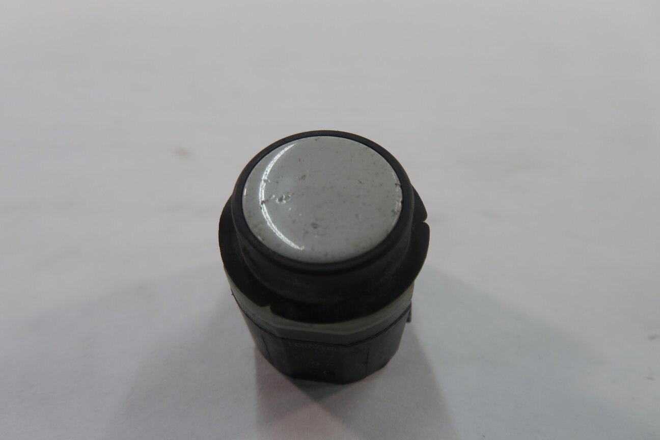 Thumbnail 4: 2013 BMW X5M ///M (E70) FRONT PDC PARK DISTANCE SENSOR (ALPINE WHITE 300)