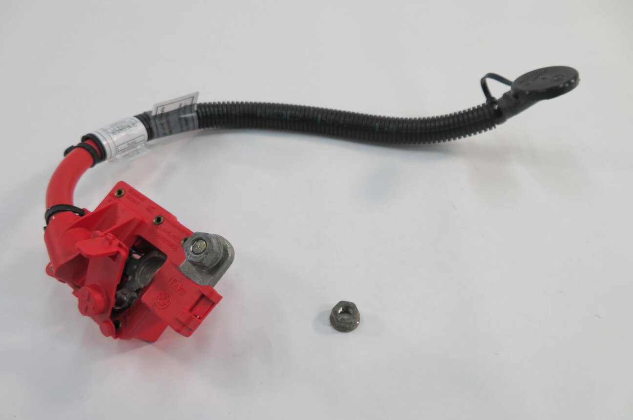 2013 BMW X5M ///M (E70) POSITIVE BATTERY CABLE SRS