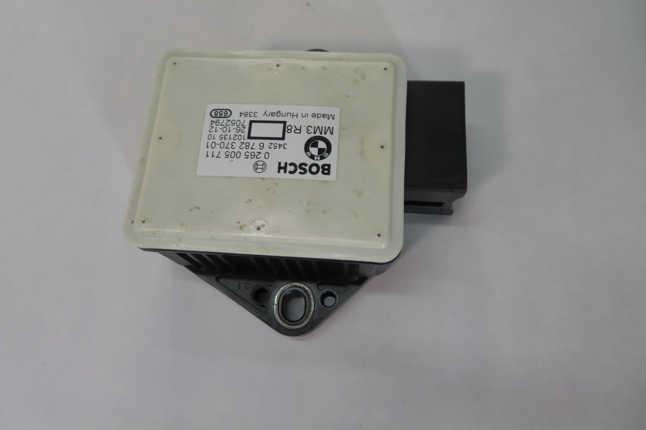 Thumbnail 3: 2013 BMW X5M ///M (E70) YAW SPEED ACCELERATION TURN RATE STABILITY SENSOR