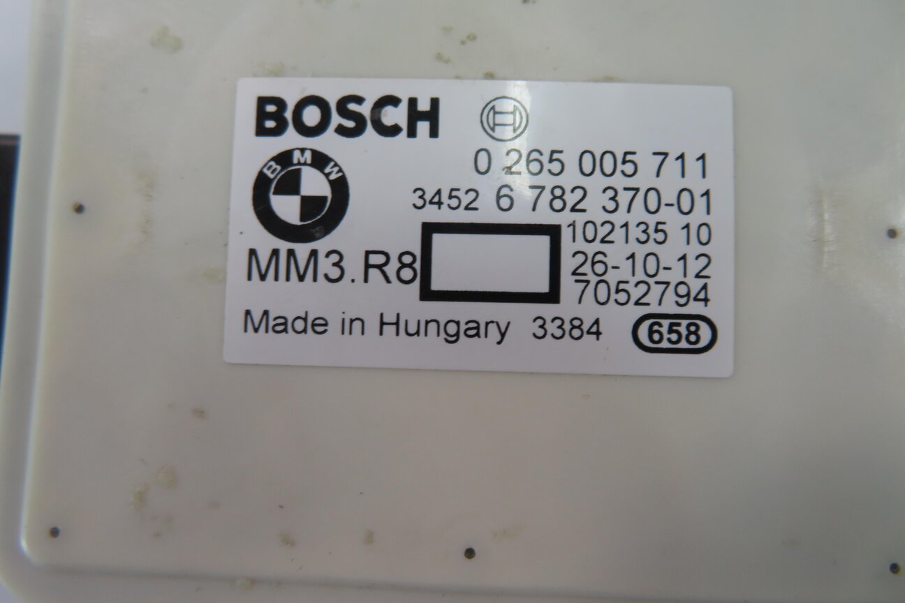 Thumbnail 7: 2013 BMW X5M ///M (E70) YAW SPEED ACCELERATION TURN RATE STABILITY SENSOR