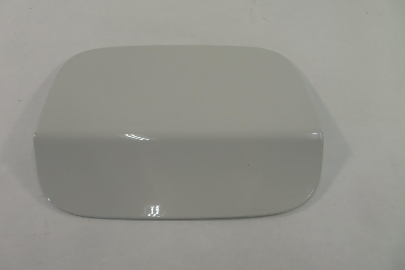 2013 BMW X5M ///M (E70) FUEL TANK DOOR COVER TRIM (ALPINE WHITE 300)