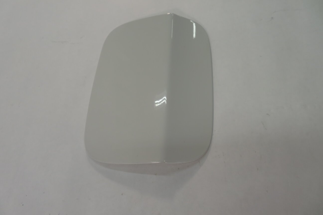Thumbnail 2: 2013 BMW X5M ///M (E70) FUEL TANK DOOR COVER TRIM (ALPINE WHITE 300)