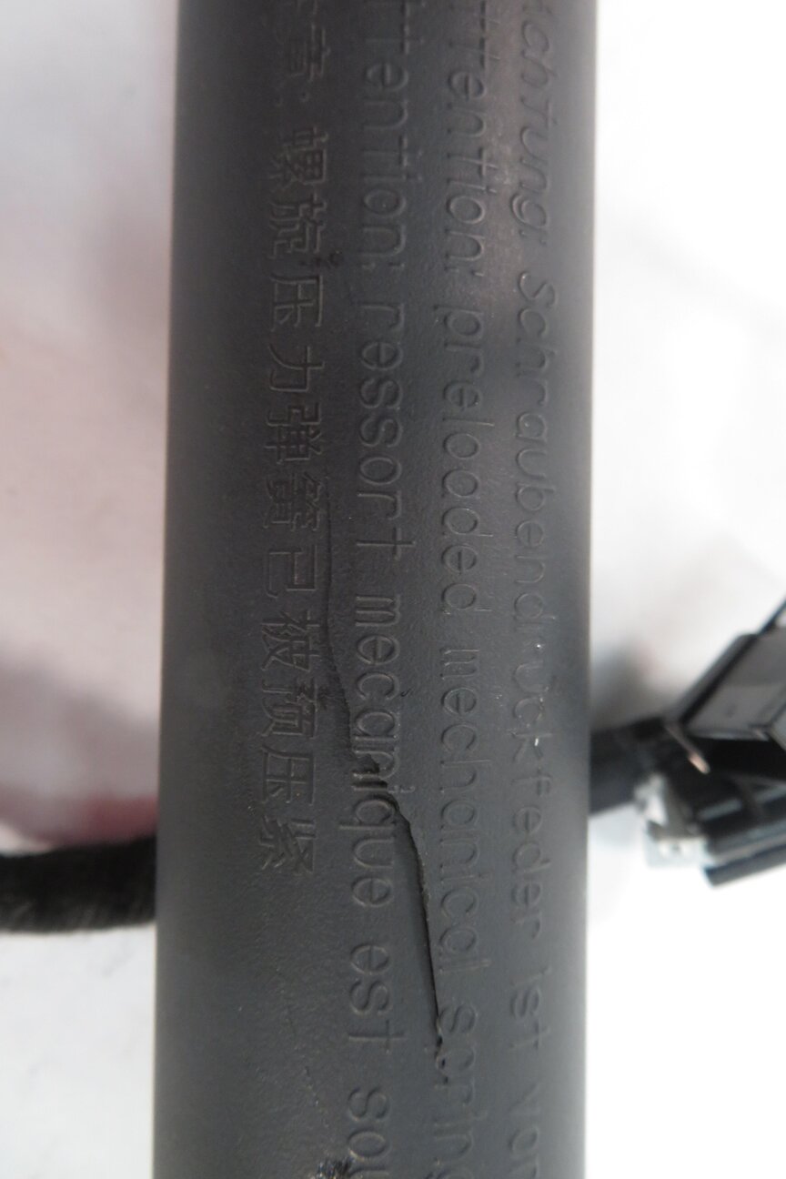 Thumbnail 7: 2013 BMW X5M ///M (E70) RIGHT PASSENGER TRUNK SPINDLE DRIVE ELECTRIC LIFT STRUT