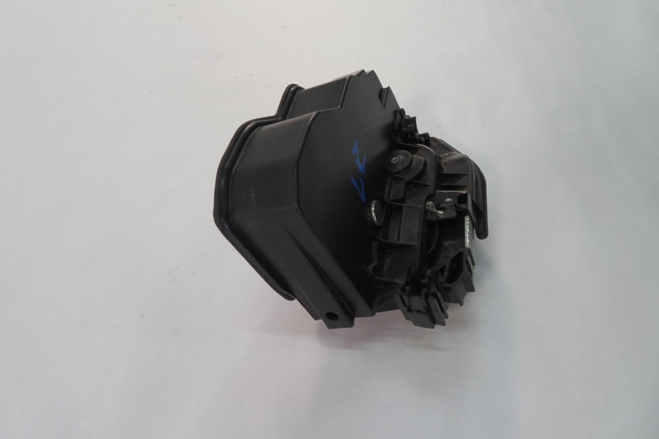 Thumbnail 2: 2013 BMW X5M ///M (E70) LEFT REAR DOOR LOCK LATCH ACTUATOR MOTOR