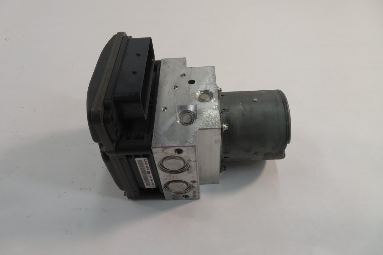Thumbnail 4: 2007-2014 BMW X5 X5M X6 X6M (E70 / E71) ABS ANTI LOCK BRAKE PUMP w/ MODULE