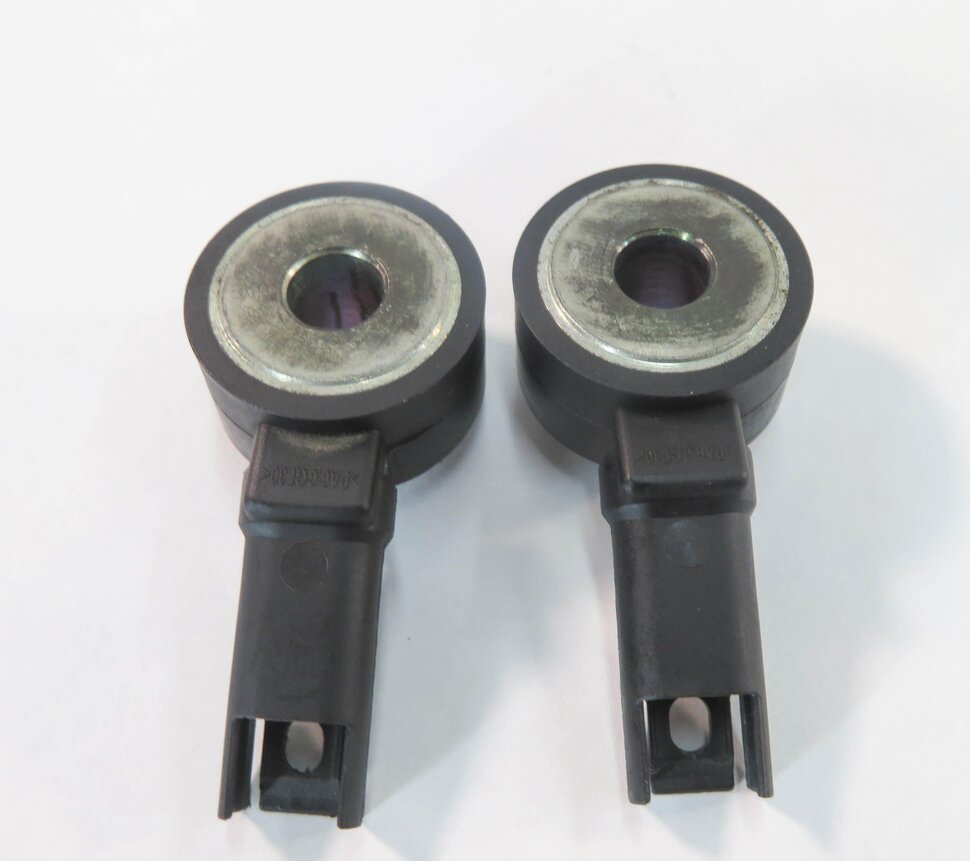 Thumbnail 5: 2013 BMW X5M ///M (E70) 4.4L S63 ENGINE - KNOCK PING DETONATION SENSOR SET-2