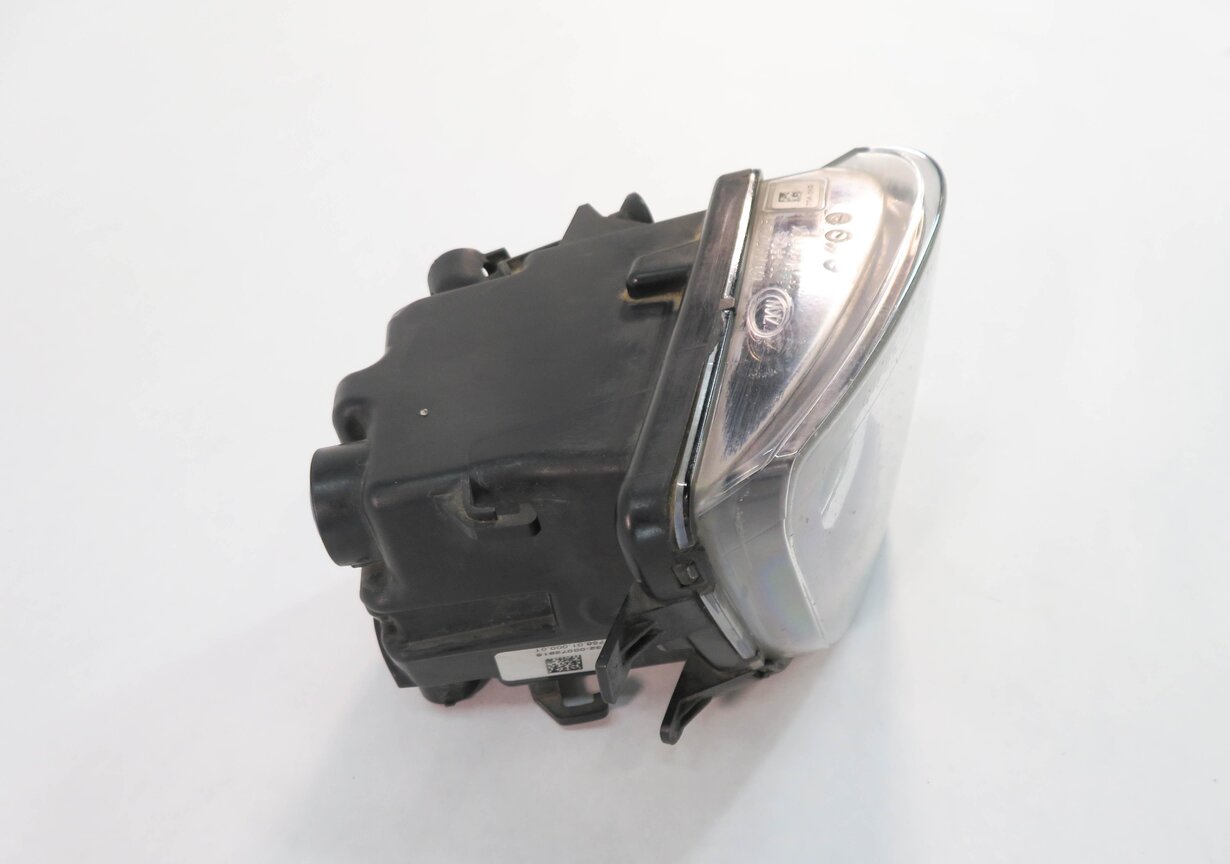 Thumbnail 3: 13-15 BMW 740i 750i 760i ACTIVEHYBRID-7 (F01 F02 F04) RIGHT LED FOGLIGHT LAMP