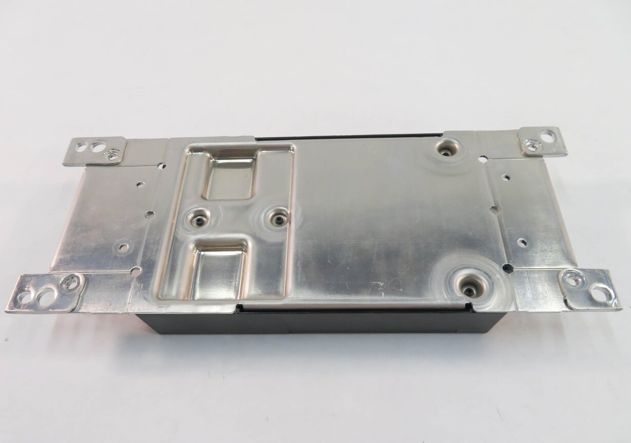 Thumbnail 2: 2013 BMW 750i (F01) BLUETOOTH TELEMATICS COMMUNICATION CONTROL MODULE