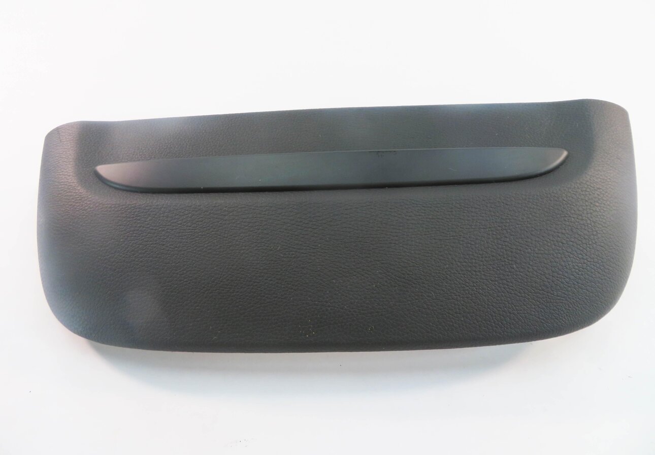 Thumbnail 4: 2013 BMW 750i (F01) LEFT FRONT DRIVER SEAT LIGHTED BACK PANEL (BLACK)