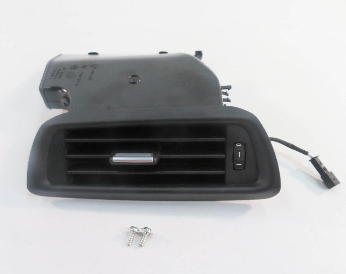 2013 BMW 750i (F01) RIGHT PASSENGER REAR PILLAR HEATER A/C AIR VENT
