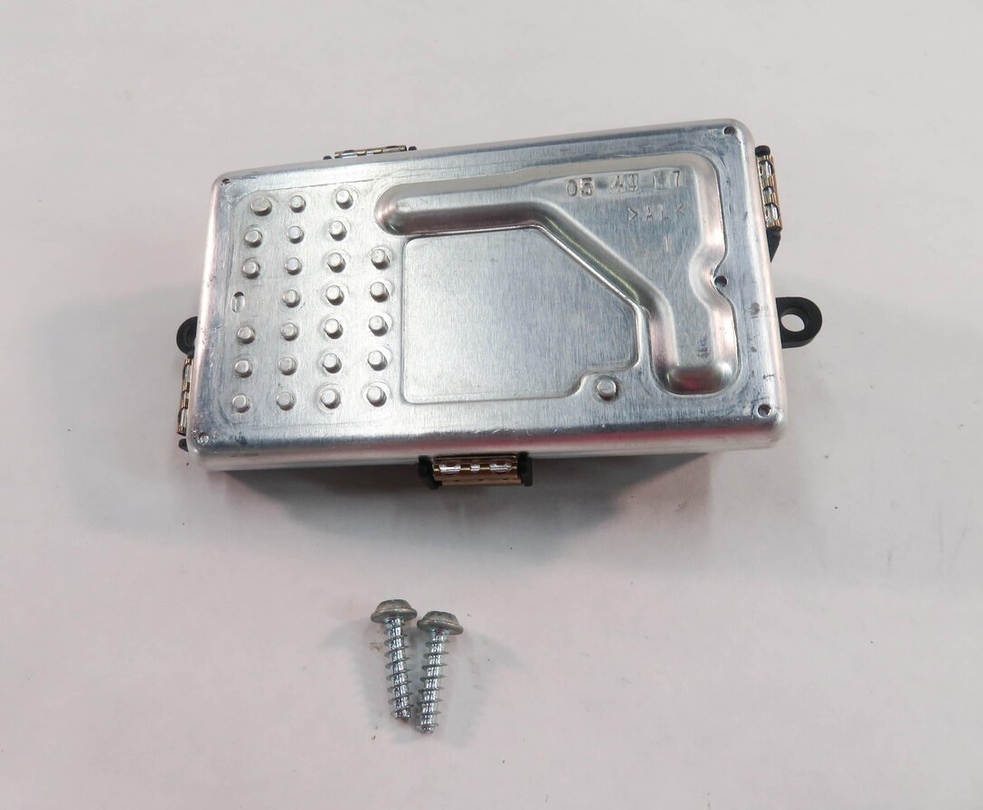 Thumbnail 8: 2013 BMW 750i (F01) FRONT HEATER A/C BLOWER FAN MOTOR SPEED RESISTOR