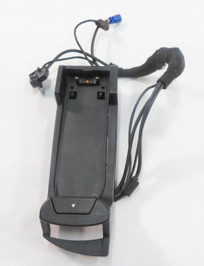 2013 BMW 750i (F01) FRONT CENTER CONSOLE CELL PHONE SNAP IN CRADLE