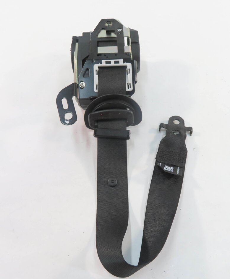 13-15 BMW 740i 750i 760i (F01 F02 F04) RIGHT FRONT SEATBELT RETRACTOR (BLACK)