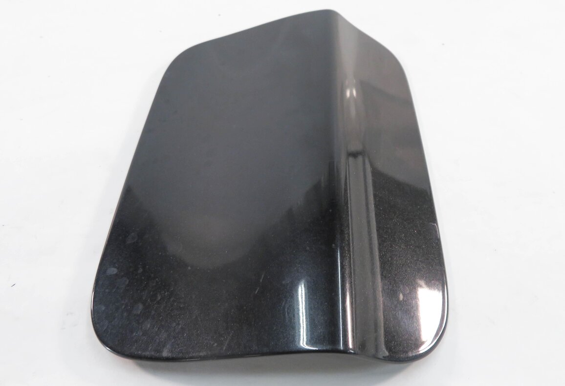 Thumbnail 2: 09-15 BMW 740Li 750Li 760Li B7 LWB (F02) FUEL TANK FILLER DOOR TRIM (BLACK)