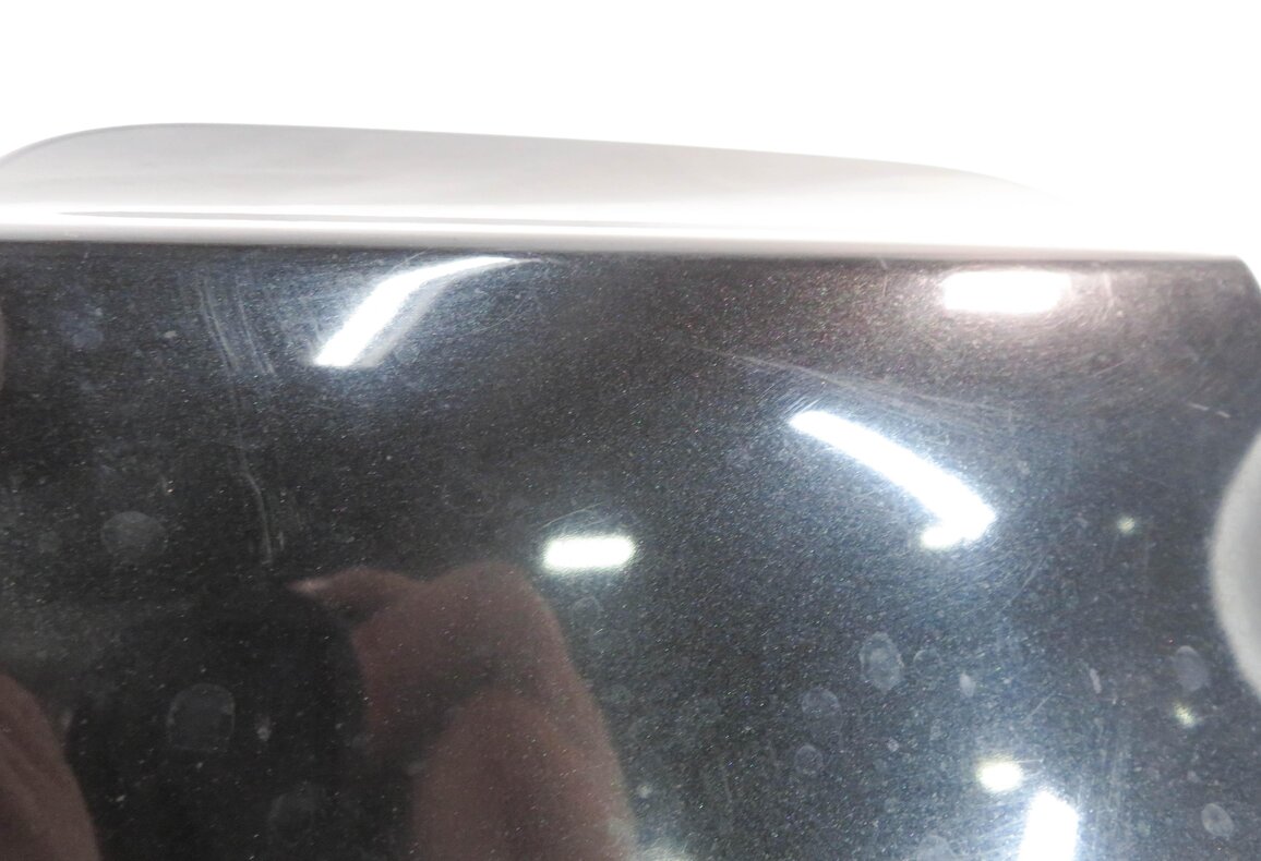 Thumbnail 6: 09-15 BMW 740Li 750Li 760Li B7 LWB (F02) FUEL TANK FILLER DOOR TRIM (BLACK)