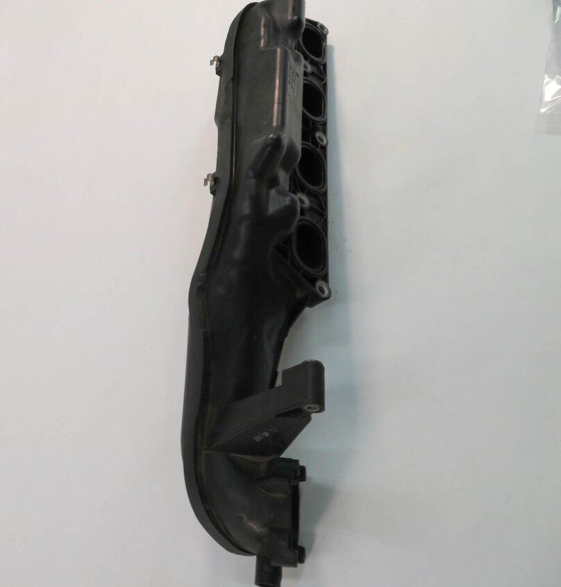 Thumbnail 3: 08-14 BMW 550i 650i 750i X5 X6 (F01 F10 E70 E71) 4.4L N63 LEFT INTAKE MANIFOLD