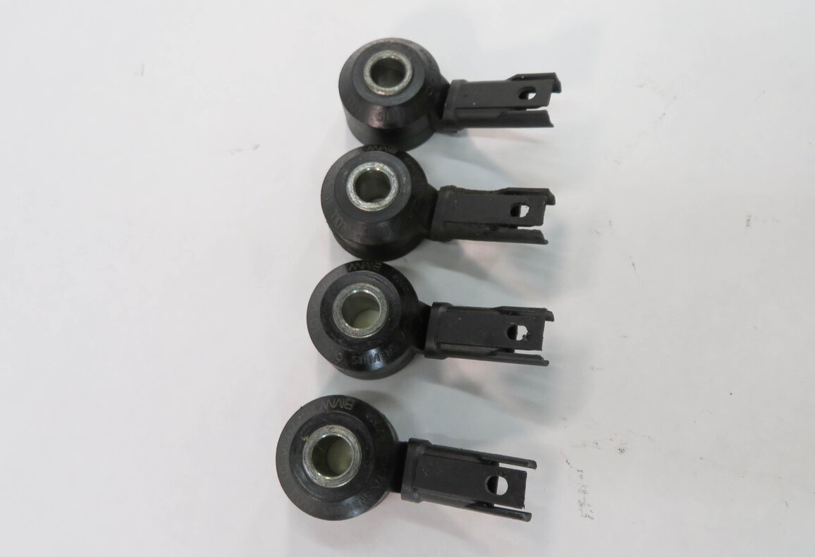 Thumbnail 3: 2010 BMW 750i (F01) 4.4L TWIN TURBO ENGINE - KNOCK PING DETONATION SENSOR SET-4