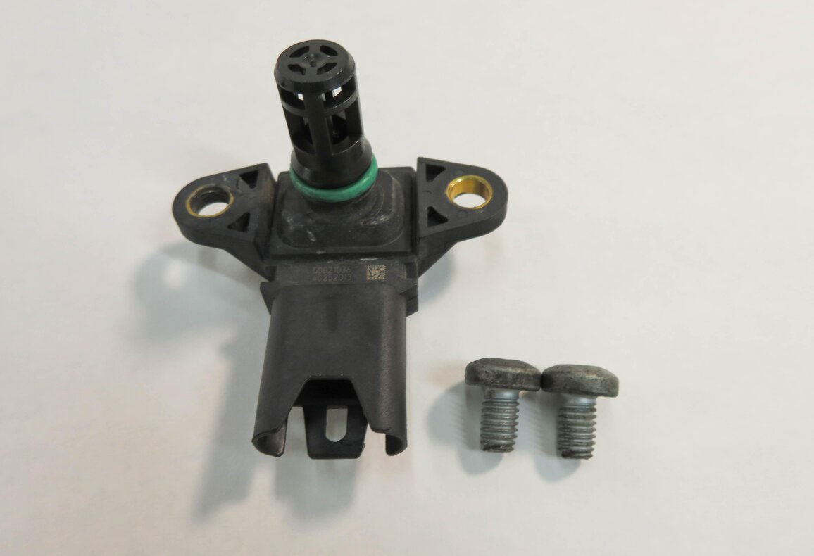 Thumbnail 1: 2010 BMW 750i (F01) 4.4L N63 TWIN TURBO ENGINE - MANIFOLD PRESSURE SENSOR (MAP)