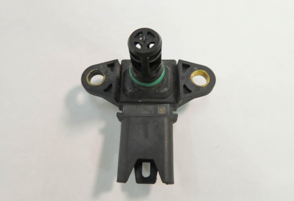 Thumbnail 2: 2010 BMW 750i (F01) 4.4L N63 TWIN TURBO ENGINE - MANIFOLD PRESSURE SENSOR (MAP)